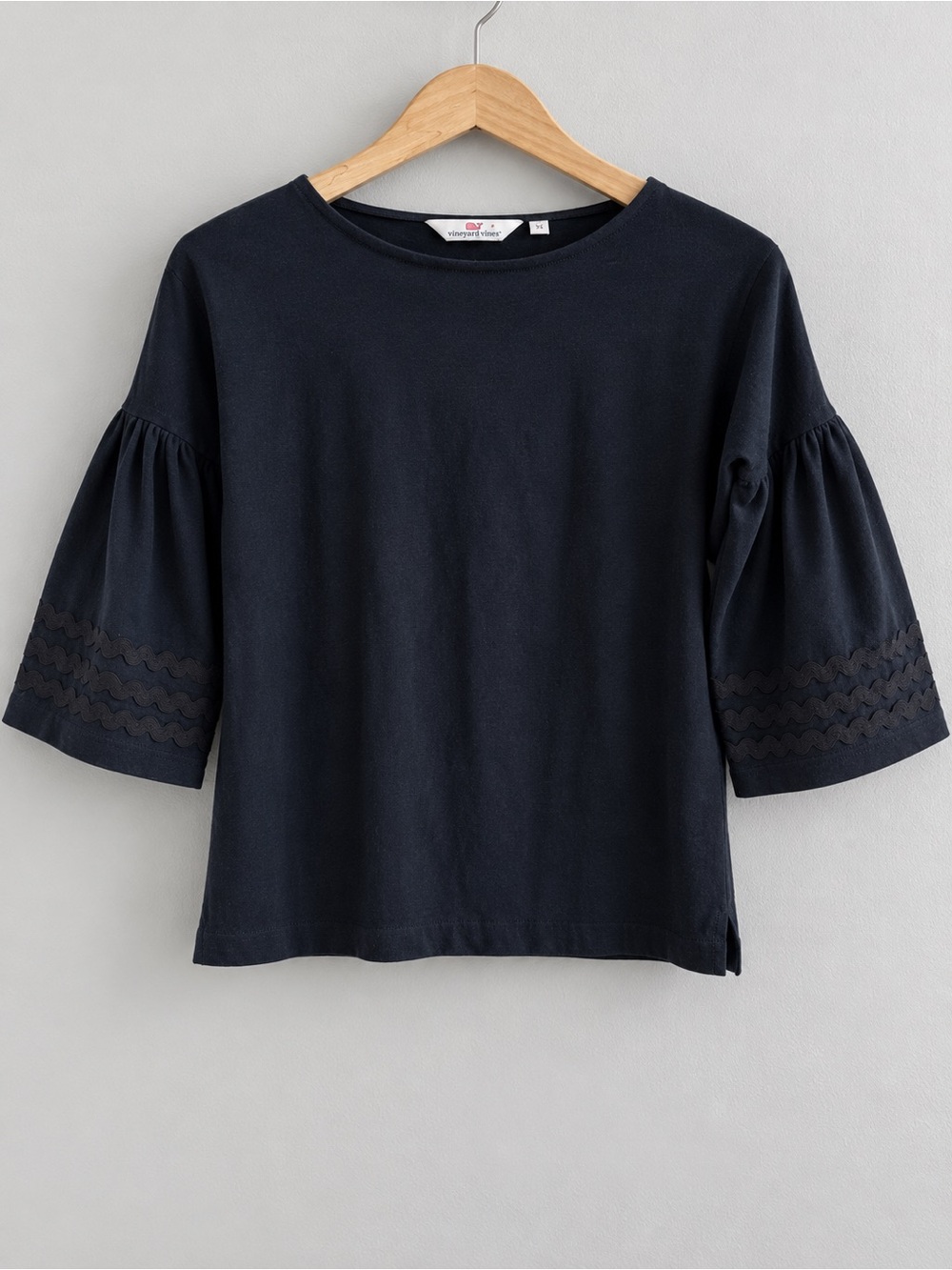 Vineyard Vines Women’s XS Navy Blue Bell Sleeve Top Rickrack Trim 100% Cotton